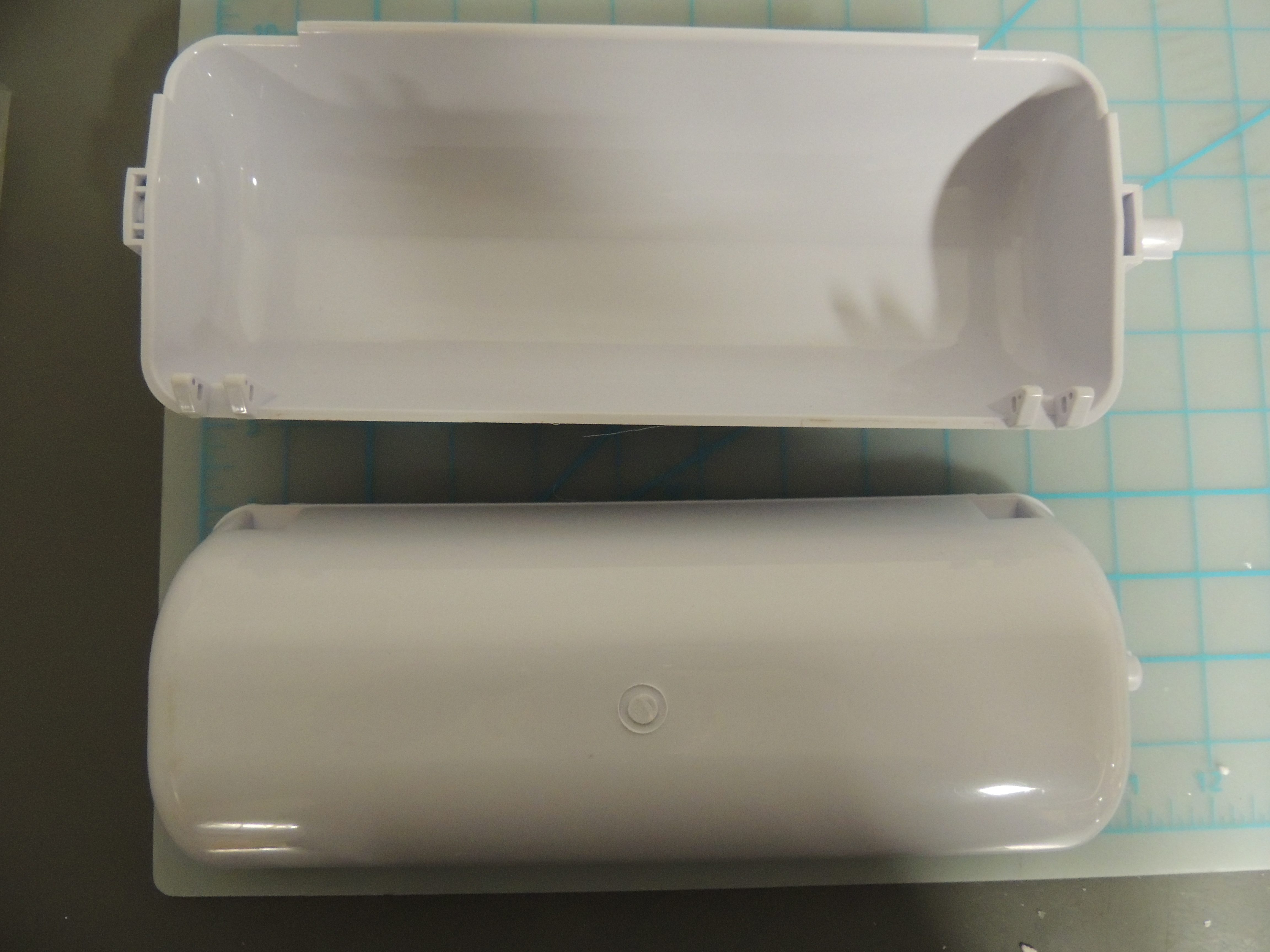 DIM1524 WATER BUCKET NEW STYLE Danby Appliance Parts